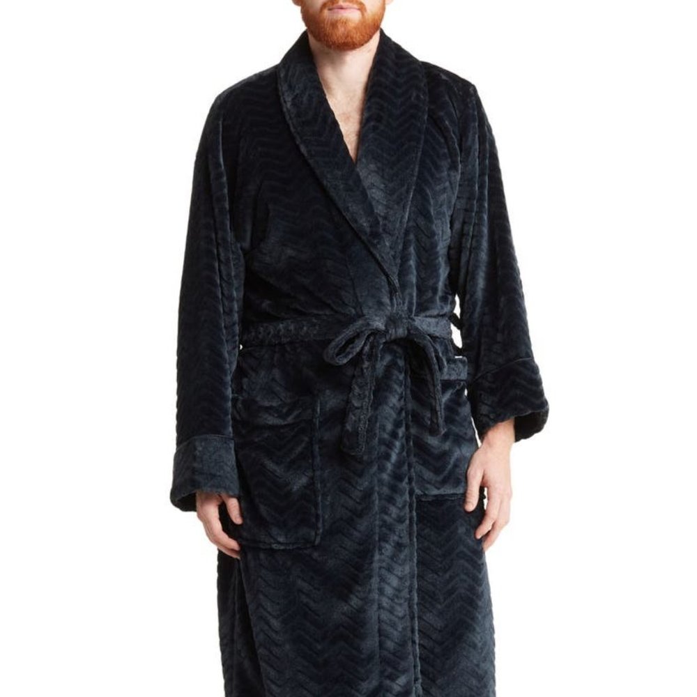 Daniel Buchler M/L Black Classic Herringbone Patterns Accentuate an Ultra-plush